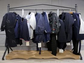 品牌服裝折扣供應商與批發市場全解析 價格、渠道與零售策略